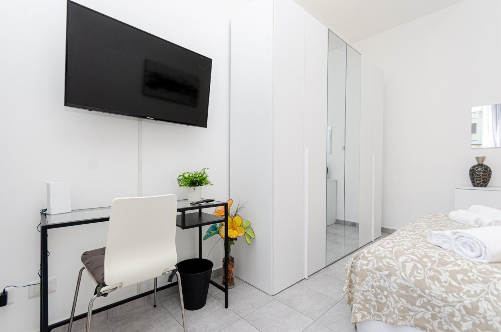 Vivimihome - Crespi House A 3 Minuti Dalla Metro Milão Exterior foto